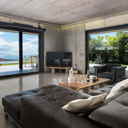 Semesterbostad Karat Atelier De La Vega Playa Paraiso (Tenerife)